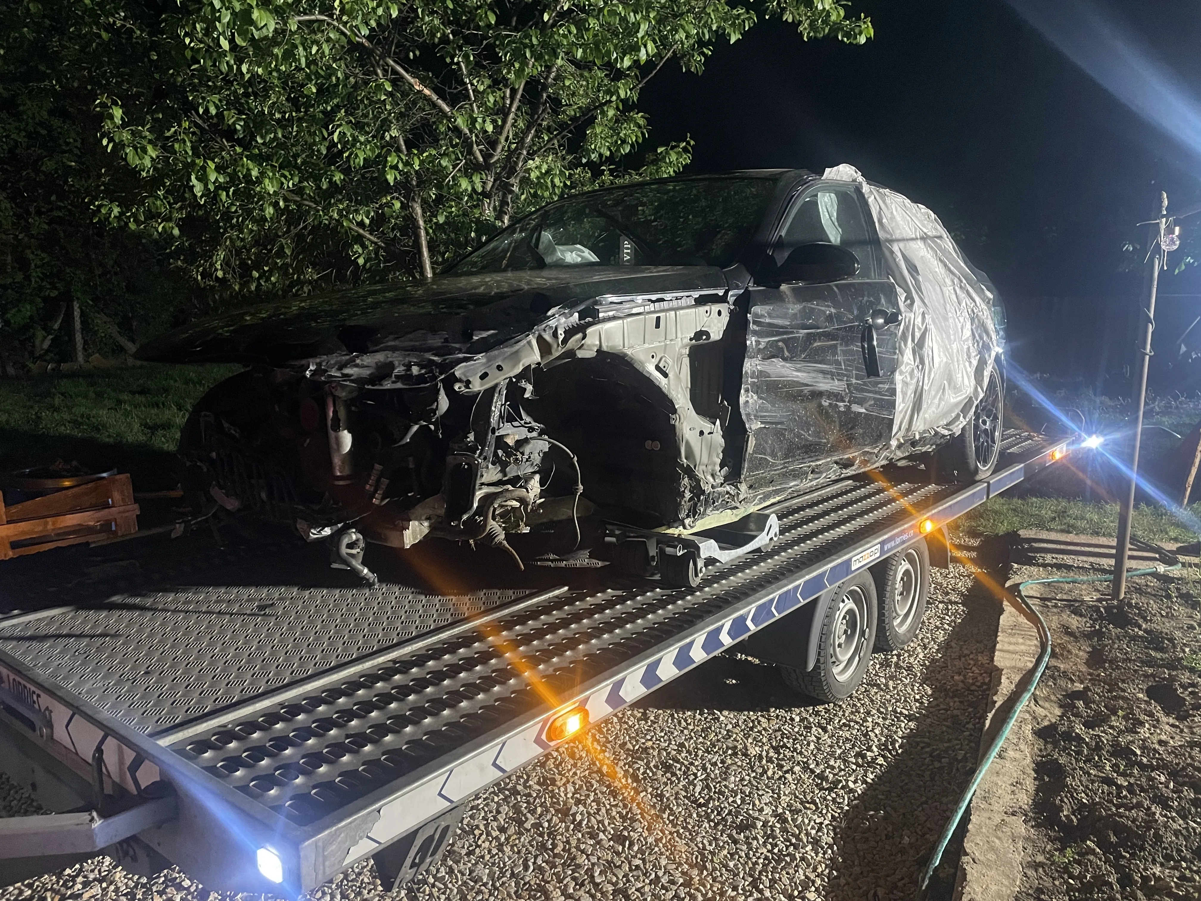 Sérült Járművek - 8